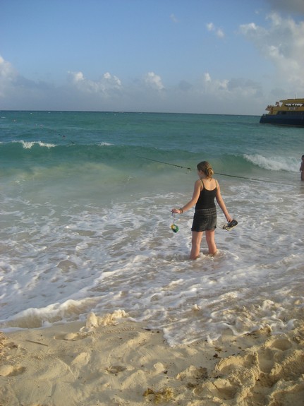 amazing-surf First steps in the Carribbean. Are you sure it's February?